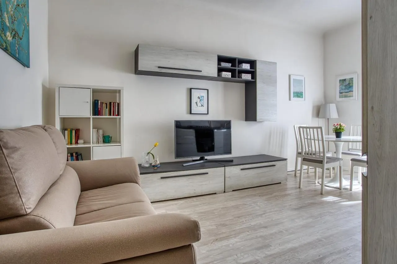 Joivy Chic 1 Bed Flat Apartman Milánó 0*,